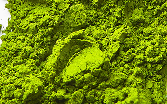How much caffeine is in matcha — compared with coffee, cola and energy drinks