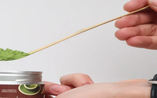 Může matcha škodit? Nežádoucí účinky, dávkování a kdo by měl být opatrný