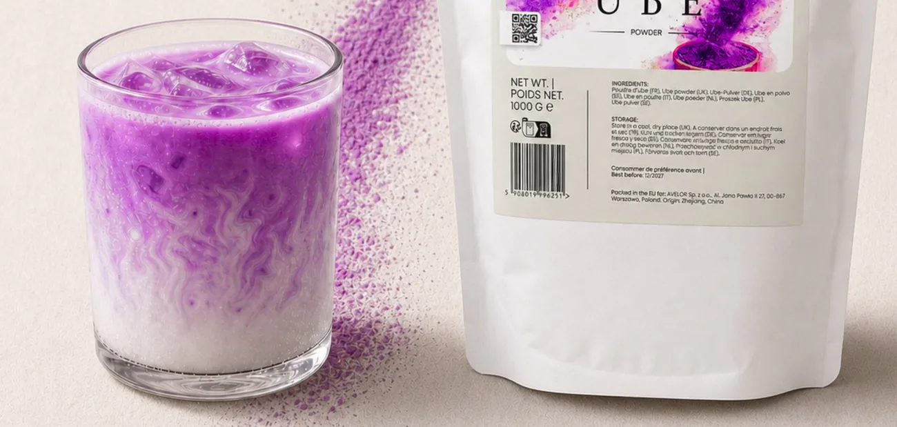 Ube latte — recept na teplé, ledové i vrstvené s matchou